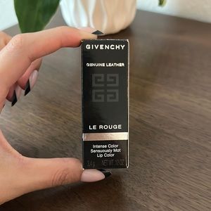Givenchy Le Rouge Lipstick - NEW - Pourpre Edgy